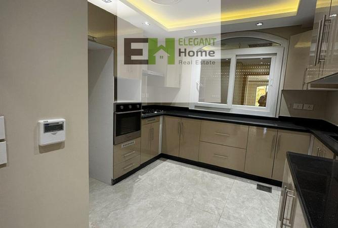 8260314 - Property Image 2