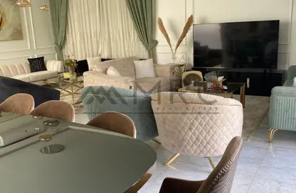 Villa - 3 Bedrooms - 3 Bathrooms for sale in Al Burouj Compound - El Shorouk Compounds - Shorouk City - Cairo
