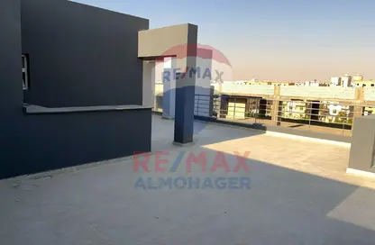 (بنتهاوس  (روف - 3 غرف نوم - 3 حمامات للايجار في باتيو كازا - الباتيو - كمبوندات الشروق - مدينة الشروق - القاهرة
