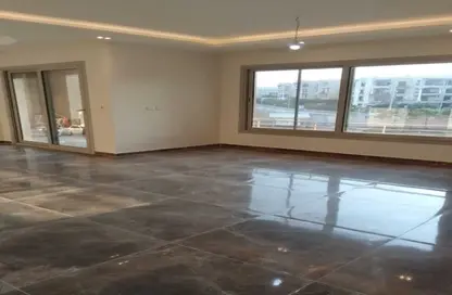 شقة - 2 غرف نوم - 2 حمامات للايجار في فيلدج جيت - المستثمرين الجنوبية - مدينة القاهرة الجديدة - القاهرة