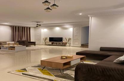 Apartment - 3 Bedrooms - 3 Bathrooms for rent in Orouba Axis - Area A - Ganoob El Acadimia - New Cairo City - Cairo