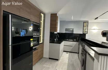 Apartment - 3 Bedrooms - 2 Bathrooms for sale in Amorada New Cairo - 5th Settlement Compounds - The 5th Settlement - New Cairo City - Cairo