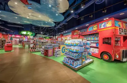 محل تجاري - استوديو - 2 حمامات للايجار في شارع التسعين - التجمع الخامس - مدينة القاهرة الجديدة - القاهرة