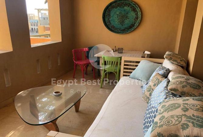 8046254 - Property Image 2