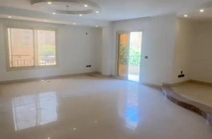 Apartment - 3 Bedrooms - 2 Bathrooms for sale in El Banafseg Apartment Buildings - El Banafseg - New Cairo City - Cairo
