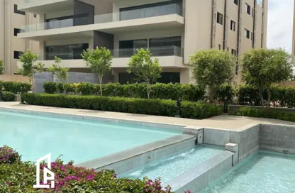 Apartment - 4 Bedrooms - 3 Bathrooms for sale in Lake View Residence - 5th Settlement Compounds - The 5th Settlement - New Cairo City - Cairo