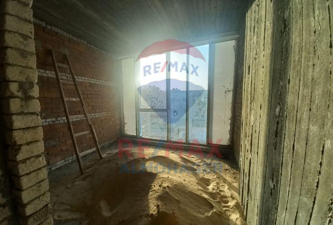 8144892 - Property Image 3