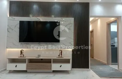 Apartment - 2 Bedrooms - 3 Bathrooms for sale in October Plaza - 6 October Compounds - 6 October City - Giza
