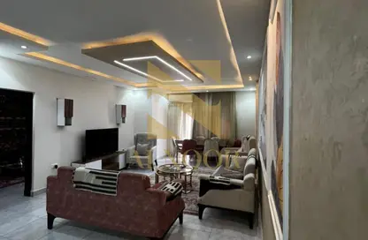 Apartment - 4 Bedrooms - 5 Bathrooms for rent in Al Mohandes Ahmed Kamal Hamdy St. - 16th District - Sheikh Zayed City - Giza