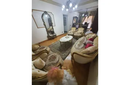 شقة - 3 غرف نوم - 1 حمام للايجار في شارع محمد حسن الجمل - المنطقة السادسة - مدينة نصر - القاهرة