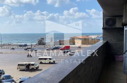 شقة - 3 غرف نوم - 2 حمامات للبيع في لوران - حي شرق - الاسكندرية