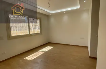 Apartment - 3 Bedrooms - 2 Bathrooms for rent in Al Gezira St. - South Investors Area - New Cairo City - Cairo
