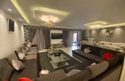 Apartment - 4 Bedrooms - 2 Bathrooms for sale in Hilton Cairo Nile Maadi - Athar El Nabi - Hay Masr El Kadima - Cairo