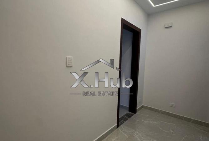 8351430 - Property Image 2