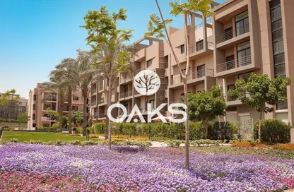 Apartment - 3 Bedrooms - 3 Bathrooms for sale in Moon Residences - Fifth Square - The 5th Settlement - New Cairo City - Cairo
