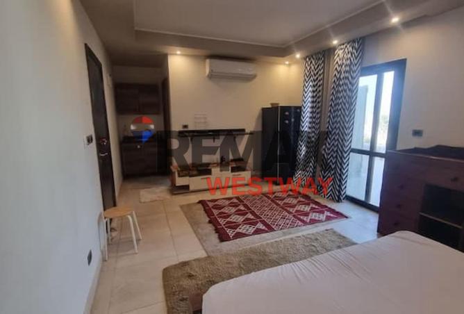 8323222 - Property Image 3