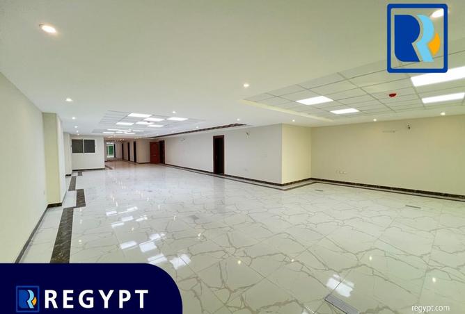 8353807 - الصورة الرئيسية للعقار