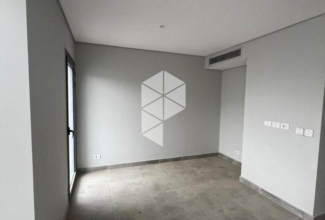 8065883 - Property Image 2