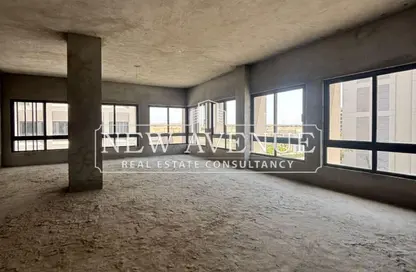 Office Space - Studio - 1 Bathroom for sale in District 5 - 5th Settlement Compounds - The 5th Settlement - New Cairo City - Cairo