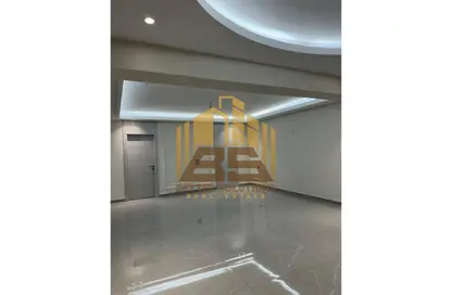 Apartment - 4 Bedrooms - 3 Bathrooms for sale in 5th District - Obour City - Qalyubia