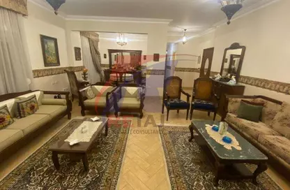 شقة - 3 غرف نوم - 2 حمامات للبيع في شارع الامام احمد بن حنبل - الياسمين 7 - الياسمين - مدينة القاهرة الجديدة - القاهرة