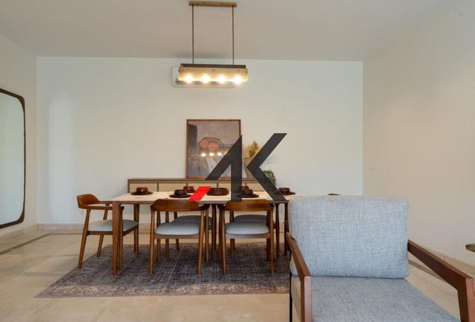 8174631 - Property Image 2