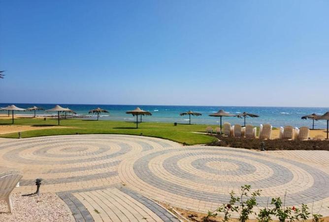 شاليه - 3 غرف نوم - 2 حمامات للبيع في لافيستا توباز - لافيستا - العين السخنة - السويس