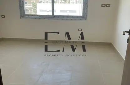 Apartment - 2 Bedrooms - 3 Bathrooms for rent in Hyde Park - New Cairo City - Cairo