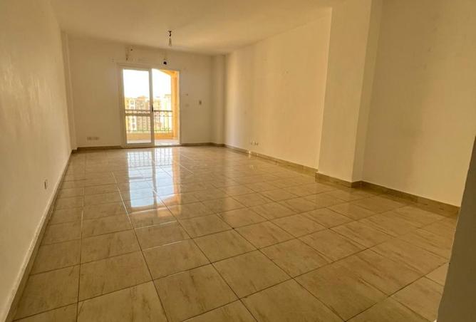 8231823 - Property Image 3