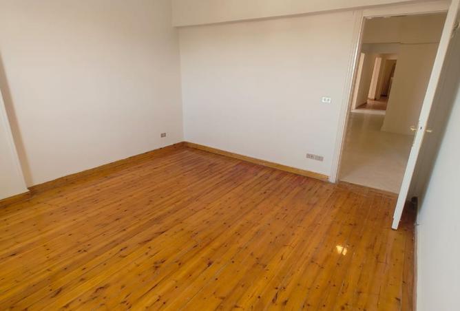 8406195 - Property Image 3