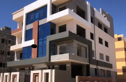 Apartment - 3 Bedrooms - 3 Bathrooms for sale in New Narges - New Cairo City - Cairo