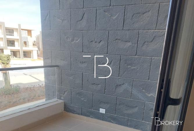 8243895 - Property Image 3