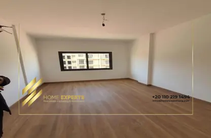 شقة - 3 غرف نوم - 3 حمامات للايجار في مون ريزيدنس - فيفث سكوير - التجمع الخامس - مدينة القاهرة الجديدة - القاهرة