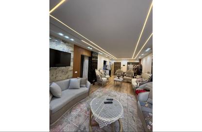 Apartment - 2 Bedrooms - 2 Bathrooms for rent in Tabarak - Zahraa El Maadi - Hay El Maadi - Cairo