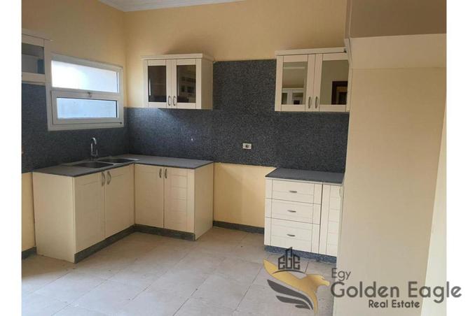 8035360 - Property Image 2
