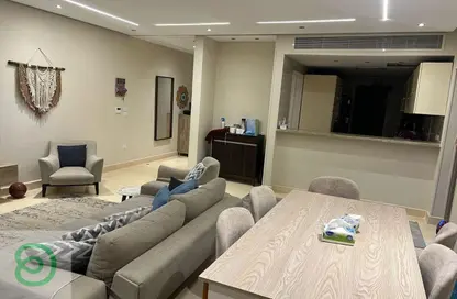 Apartment - 2 Bedrooms - 2 Bathrooms for sale in Lake View Residence - 5th Settlement Compounds - The 5th Settlement - New Cairo City - Cairo