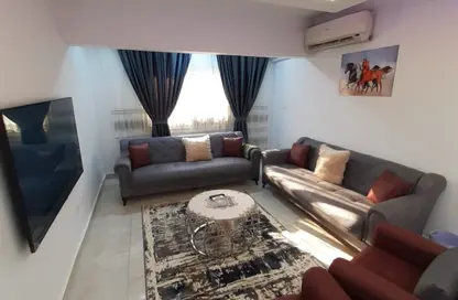 Apartment - 4 Bedrooms - 2 Bathrooms for rent in Omarat Melisa St. - Masaken Al Mohandesin - Nasr City - Cairo