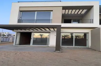 Villa - 4 Bedrooms - 4 Bathrooms for sale in Palm Hills New Cairo - 5th Settlement Compounds - The 5th Settlement - New Cairo City - Cairo
