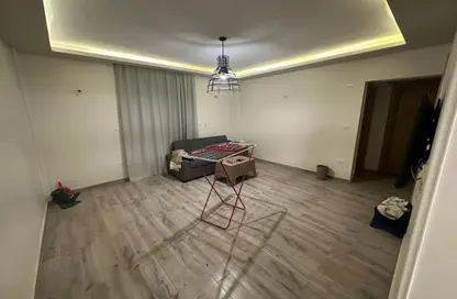 (بنتهاوس  (روف - 3 غرف نوم - 2 حمامات للبيع في الاشرفية - المستثمرين الشمالية - مدينة القاهرة الجديدة - القاهرة