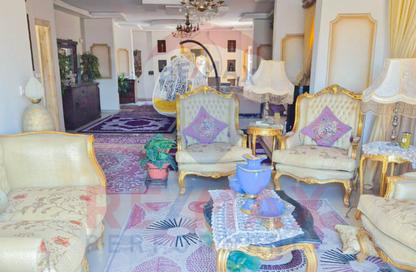 Apartment - 3 Bedrooms - 3 Bathrooms for sale in Shaarawy St. - Laurent - Hay Sharq - Alexandria