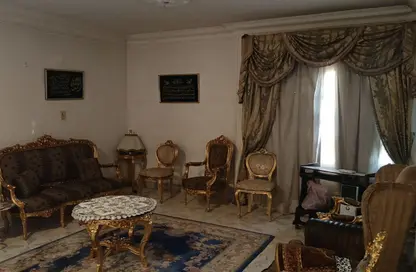 Apartment - 3 Bedrooms - 3 Bathrooms for sale in Kabol St. - 6th Zone - Nasr City - Cairo