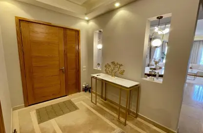 Apartment - 3 Bedrooms - 3 Bathrooms for sale in Vye Sodic - New Zayed City - Sheikh Zayed City - Giza