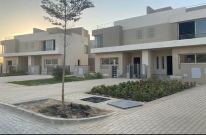 تاون هاوس - 3 غرف نوم - 4 حمامات للبيع في ذا كراون - طريق مصر اسكندرية الصحراوي - مدينة 6 أكتوبر - الجيزة