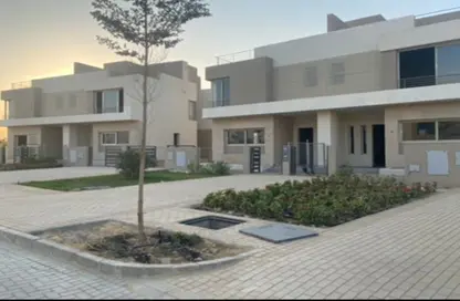 تاون هاوس - 3 غرف نوم - 4 حمامات للبيع في ذا كراون - طريق مصر اسكندرية الصحراوي - مدينة 6 أكتوبر - الجيزة