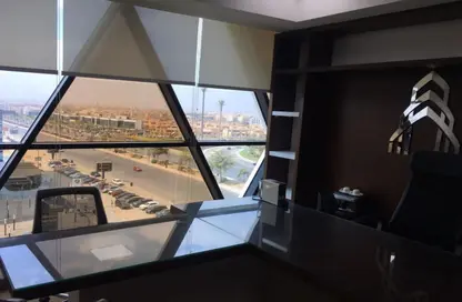 مساحات مكتبية - استوديو - 1 حمام للايجار في كايرو بزنس بلازا - شارع التسعين الشمالي - التجمع الخامس - مدينة القاهرة الجديدة - القاهرة