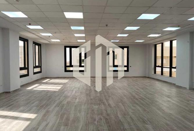 8154398 - Property Image 2