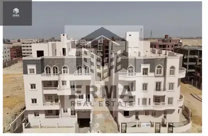 Apartment - 3 Bedrooms - 3 Bathrooms for sale in Bait Alwatan - The 5th Settlement - New Cairo City - Cairo