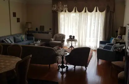 Apartment - 3 Bedrooms - 2 Bathrooms for sale in Zayed 2000 - 4th District - Sheikh Zayed City - Giza