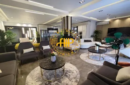 Penthouse - 3 Bedrooms - 3 Bathrooms for sale in Westown - Sheikh Zayed Compounds - Sheikh Zayed City - Giza