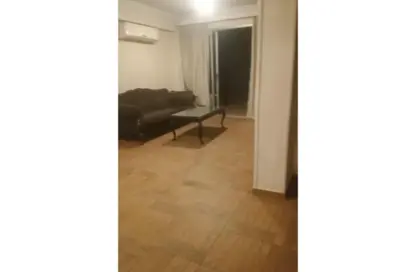Apartment - 3 Bedrooms - 2 Bathrooms for rent in Ahmed Al Zomor St. - 8th Zone - Nasr City - Cairo